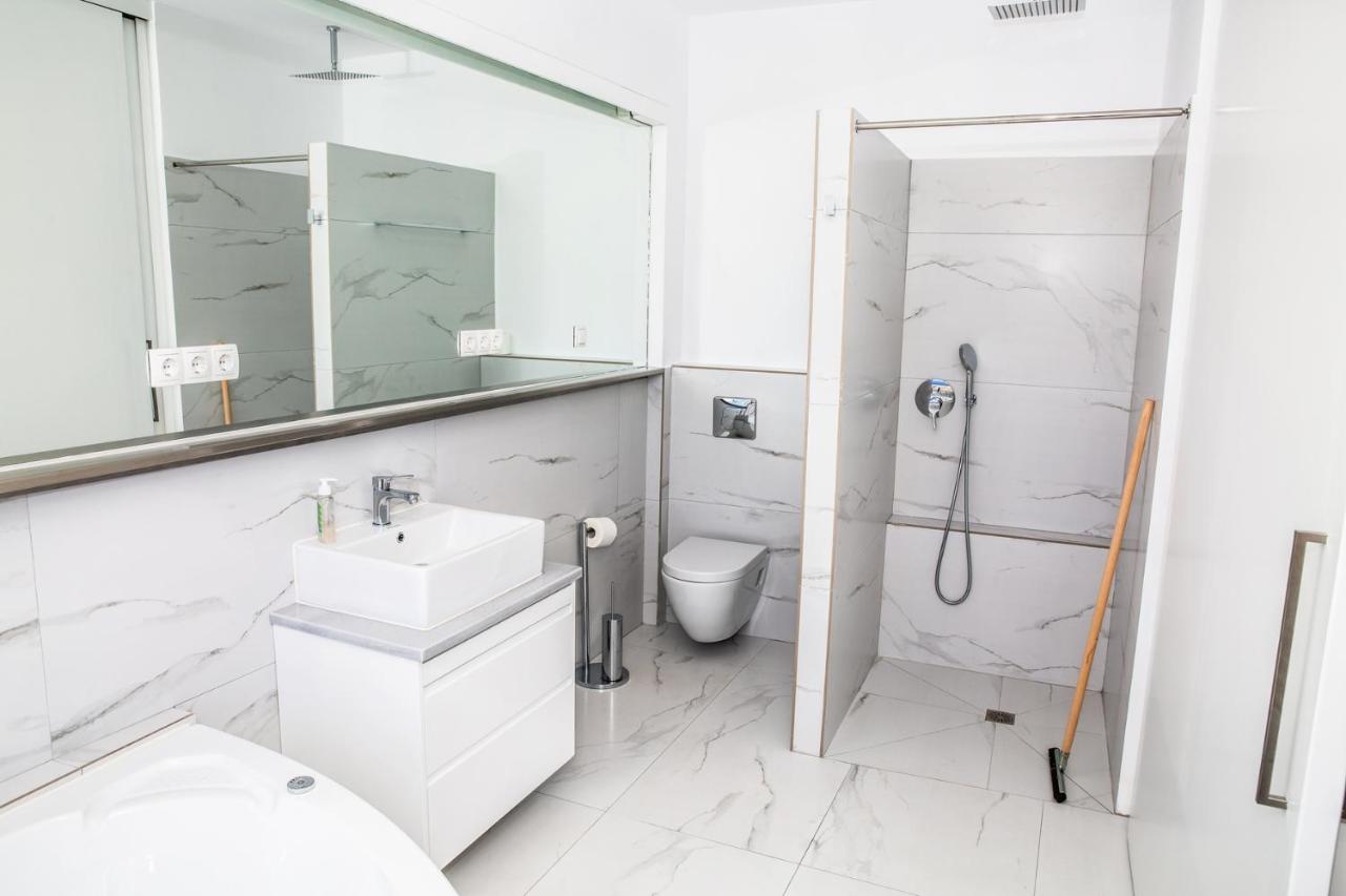 Komfort City Apartment "Elias" Mit Meerblick In Lavrio Lávrion Exterior foto